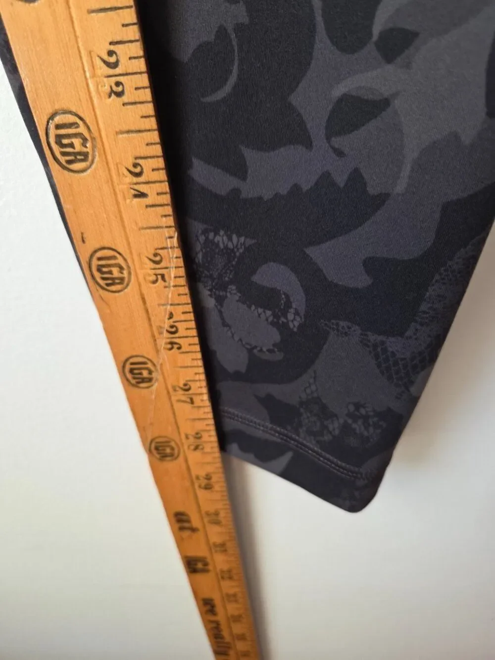 NWT LULULEMON WUNDER TRAIN PRINTED LEGGING HI RISE TIGHT 28